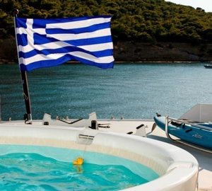 Jacuzzi Pool On Board Yacht ENDLESS SUMMER
