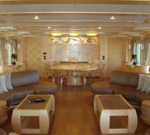 Sitting: Yacht BLUE BREEZE's Saloon Photograph