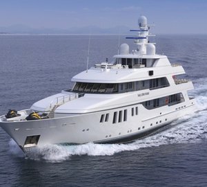 Cruising On Board Yacht MY LITTLE VIOLET