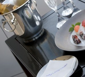 Champaign Glass: Yacht MY LITTLE VIOLET's Close Up Photograph