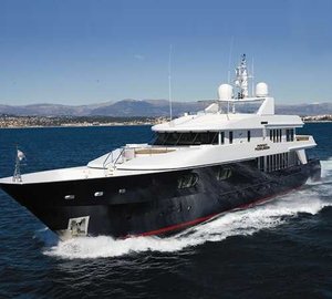 Forward Aspect On Yacht PERFECT PERSUASION