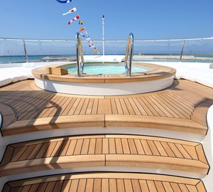 Jacuzzi Pool On Board