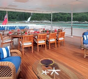 al fresco dining area on the upper deck