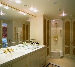 Bath On Board Yacht LEANDER G