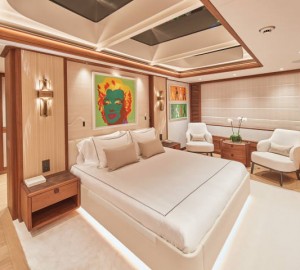Main deck master suite