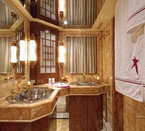 Double Cabin - Bathroom