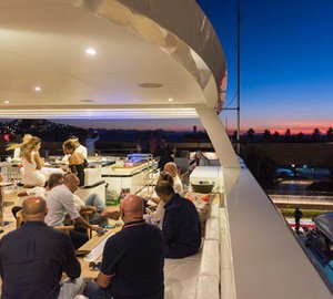 Motor Yacht LIQUID SKY By CMB Yachts - Entertaining