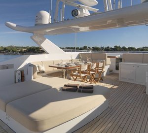 Alfresco Dining On Sun Deck