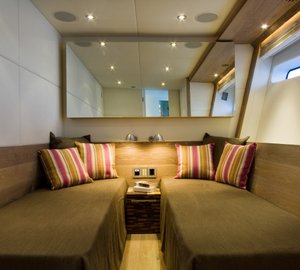 Velvet Yacht By Technomar - Twin