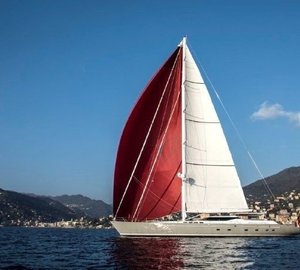 The 35m Yacht CAROLINE 1