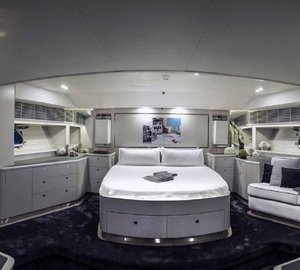 The 35m Yacht CAROLINE 1