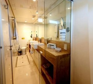 Bath On Board Yacht ZENITH