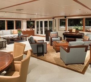 Premier Saloon On Yacht SILVER CLOUD