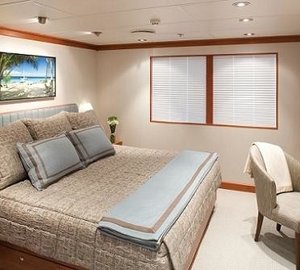 Queen Sized Guest's Cabin On Board Yacht SILVER CLOUD