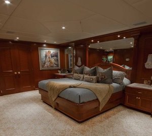 Main Master Cabin Aboard Yacht RELENTLESS