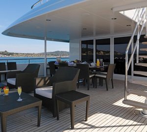 Deck Eating/dining On Yacht MY LITTLE VIOLET