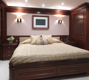 VIP Cabin Aboard Yacht MY LITTLE VIOLET