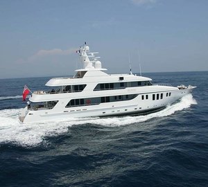 Profile Aspect: Yacht MY LITTLE VIOLET's Cruising Photograph