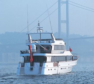 Aft Aspect Aboard Yacht GOLDEN HEAD