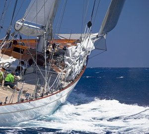 Cruising On Board Yacht WINDROSE OF AMSTERDAM