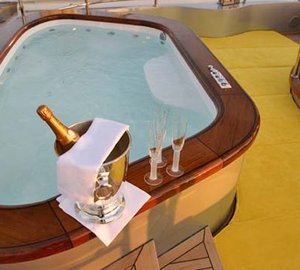 Jacuzzi Pool On Board Yacht ANDROMEDA LA DEA