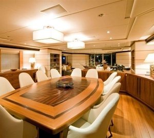 Furniture: Yacht LET IT BE's Eating/dining Saloon Image