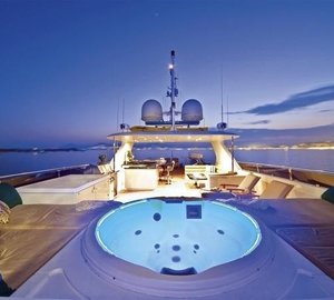 Jacuzzi Pool On Yacht ONE MORE TOY