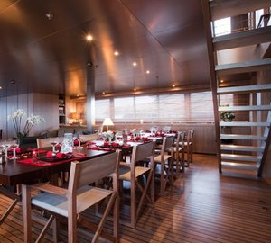 Premier Saloon Eating/dining On Board Yacht MARIU