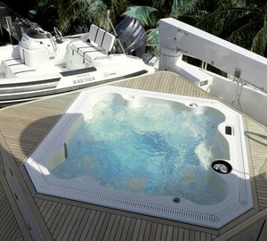 Sun Deck: Yacht WHEELS's Jacuzzi Pool Image