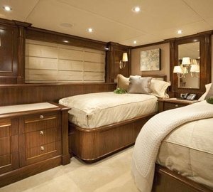 Twin Bed Cabin Aboard Yacht WHEELS