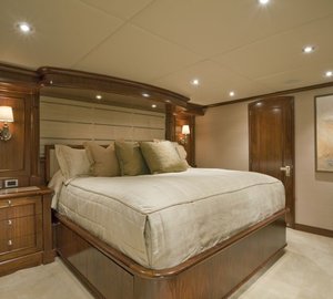 King Cabin Aboard Yacht WHEELS