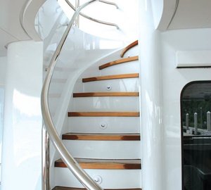 The 55m Yacht MUSTIQUE