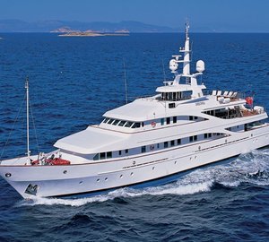 Cruising On Yacht INSIGNIA