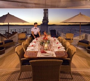 External Eating/dining On Yacht FAM