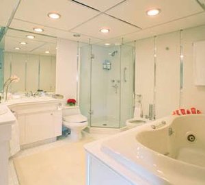 En Suite Aboard Yacht MAGNA GRECIA