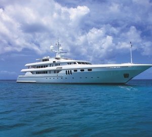 Profile Aspect Aboard Yacht APOGEE