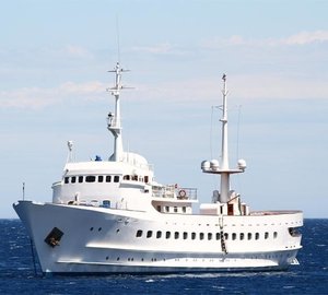 Premier Overview On Yacht BLUE DAWN