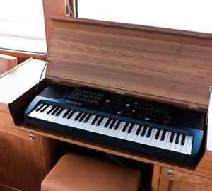 The 22m Yacht ESCAPADE