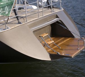 The 30m Yacht FAR AND WIDE