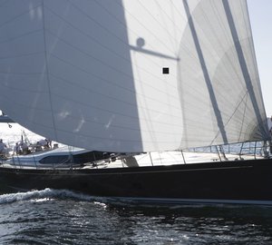 The 30m Yacht FAR AND WIDE