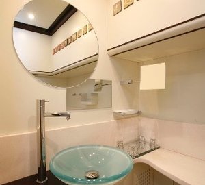 The 30m Yacht QUID PRO QUO