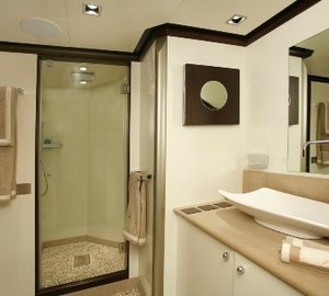 The 30m Yacht QUID PRO QUO