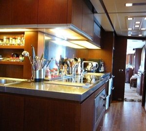 The 35m Yacht VIVERE