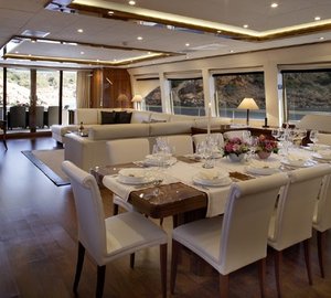 Eating/dining Furniture On Board Yacht DRAGON