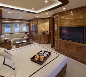 Screening: Yacht DRAGON's Main Master Cabin Captured