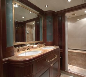 Main Master Bath On Board Yacht MAMMA MIA