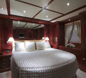 Cabin On Board Yacht MAMMA MIA