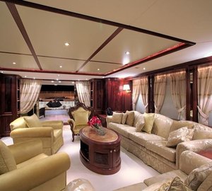 Premier Saloon On Board Yacht MAMMA MIA