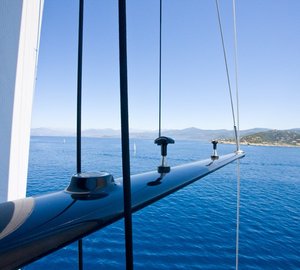 The 37m Yacht MOONBIRD