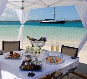 The 37m Yacht MOONBIRD